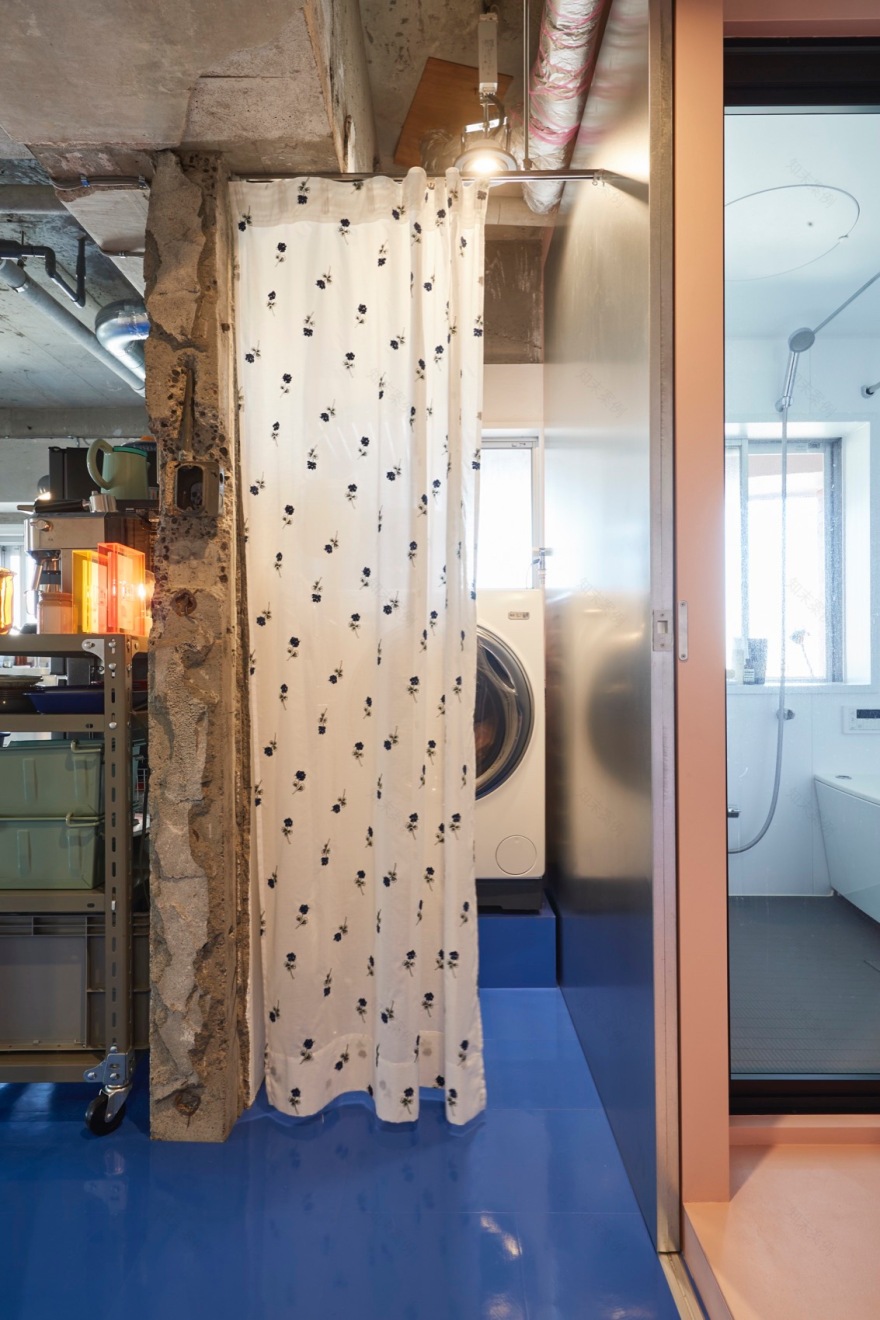 东京蓝色公寓,日本 / Roovice-71