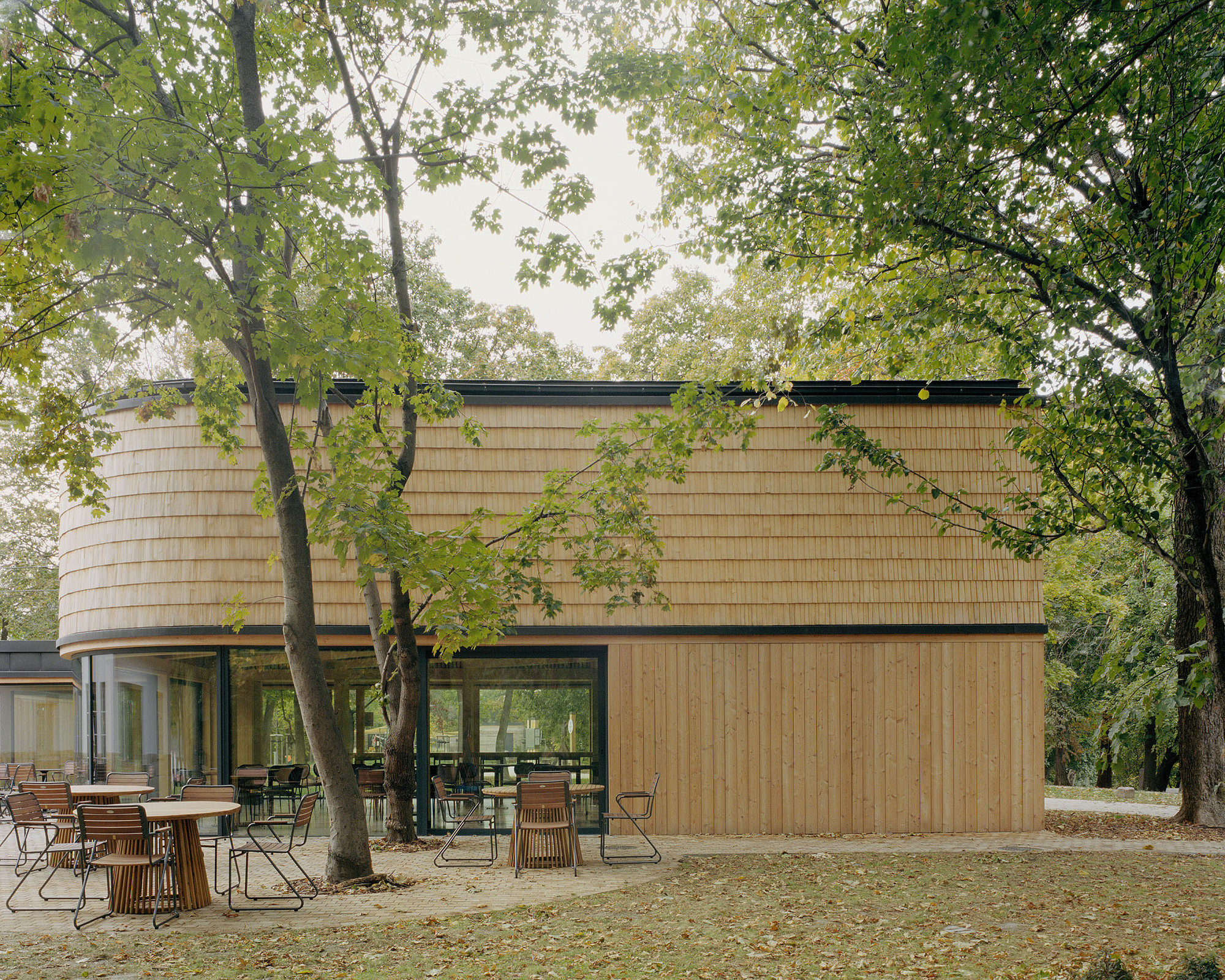 Normafa Ski House 室内设计丨匈牙利布达佩斯丨Hetedik Müterem,Studio Konstella-10