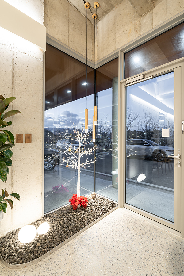 高级设计感！12 平小空间大变身-14