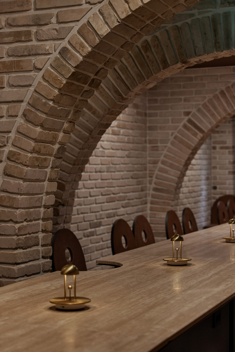 【韩国高级红酒酒吧设计】融合传统与现代的 40 平米奢华空间-26