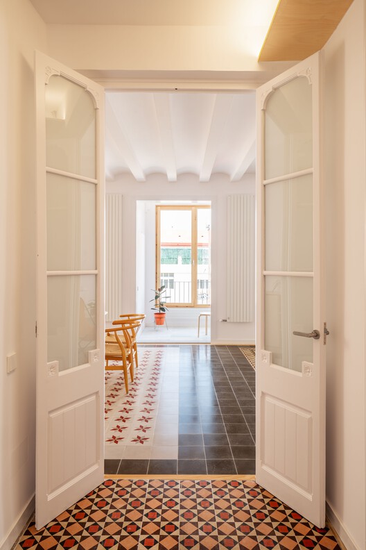 巴塞罗那 Sants 公寓丨西班牙巴塞罗那丨Parramon + Tahull Arquitectes-9