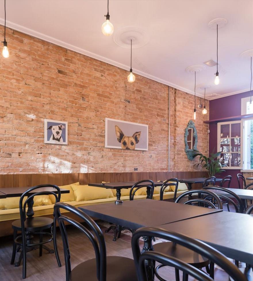 巴西历史建筑中的现代咖啡馆设计-22