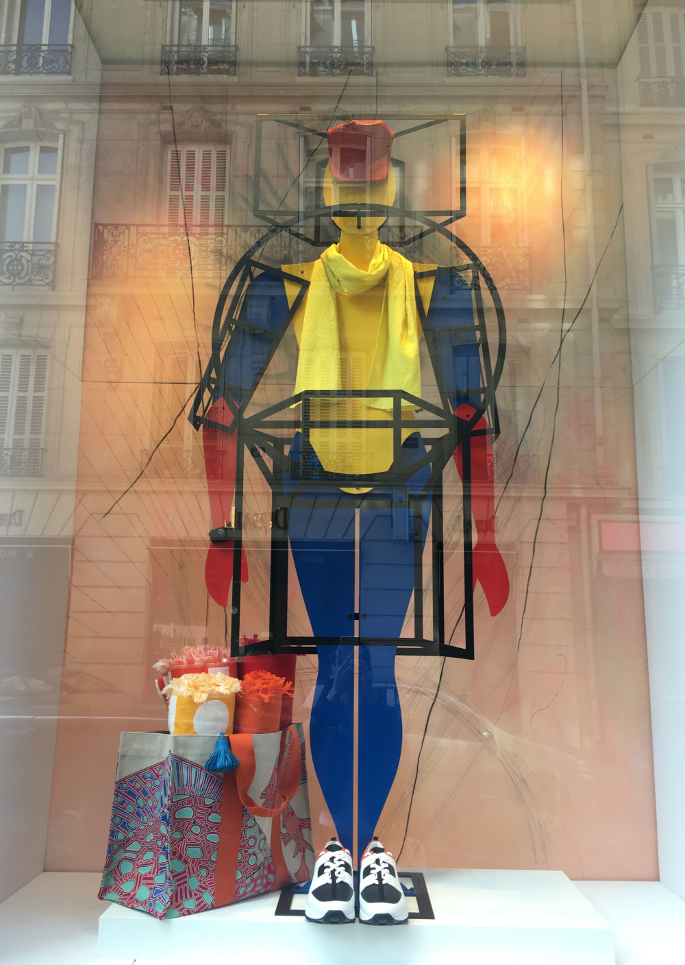 欧洲街头创意橱窗-19