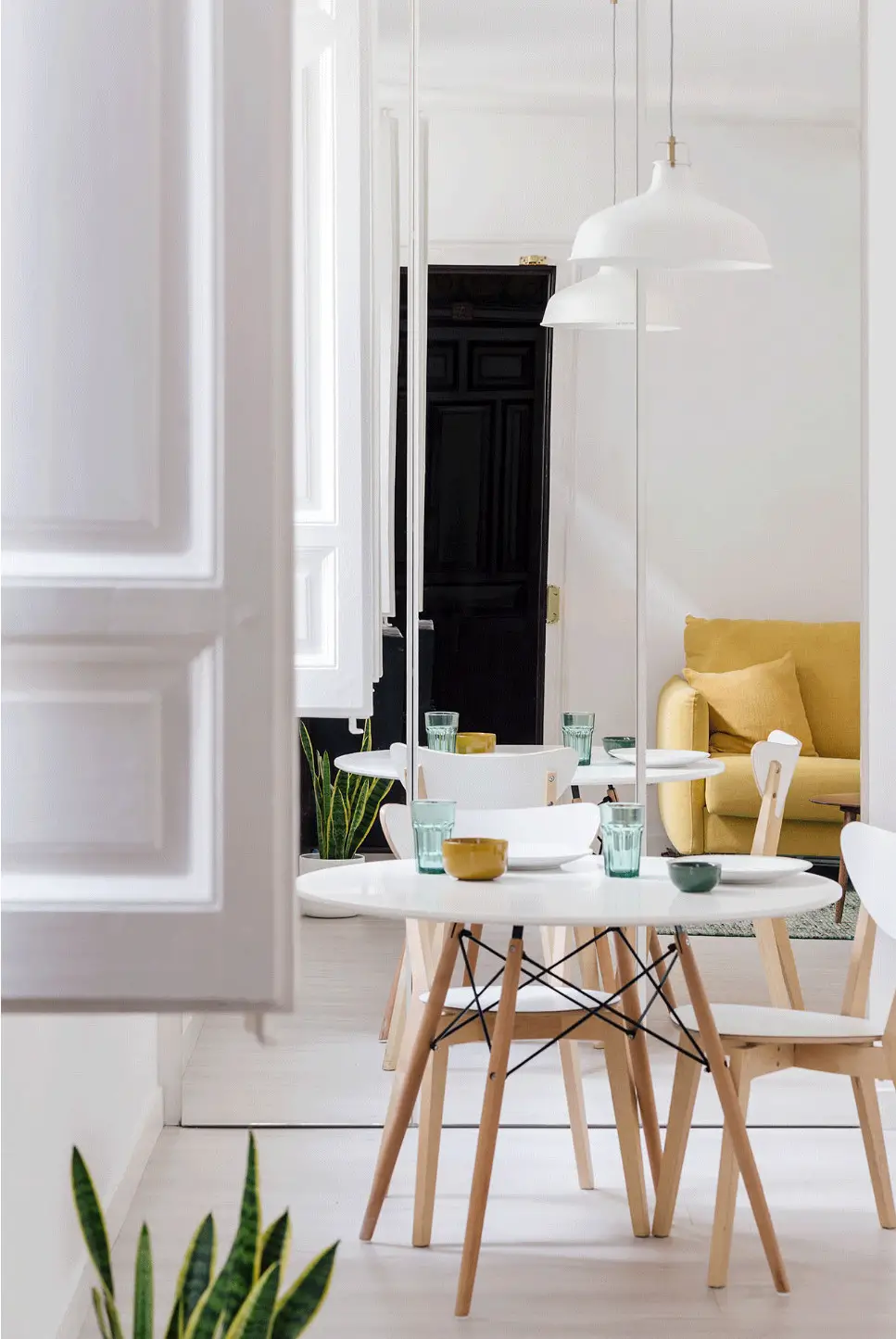 白色迷你 loft | 马德里设计师的极简之作-2