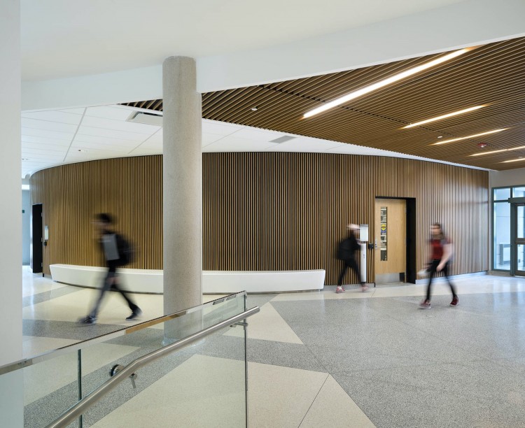 多伦多大学密西沙加分校礼堂翻新项目丨加拿大丨Gow Hastings Architects-0