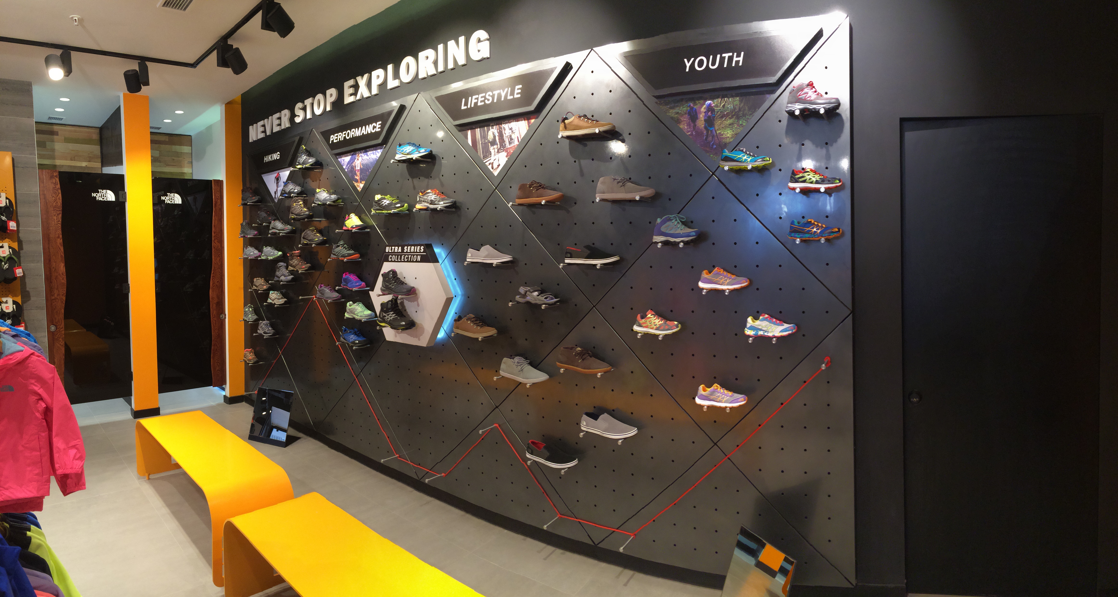 北面品牌零售店 | PM200 Arquitectos 打造运动商场新概念-12