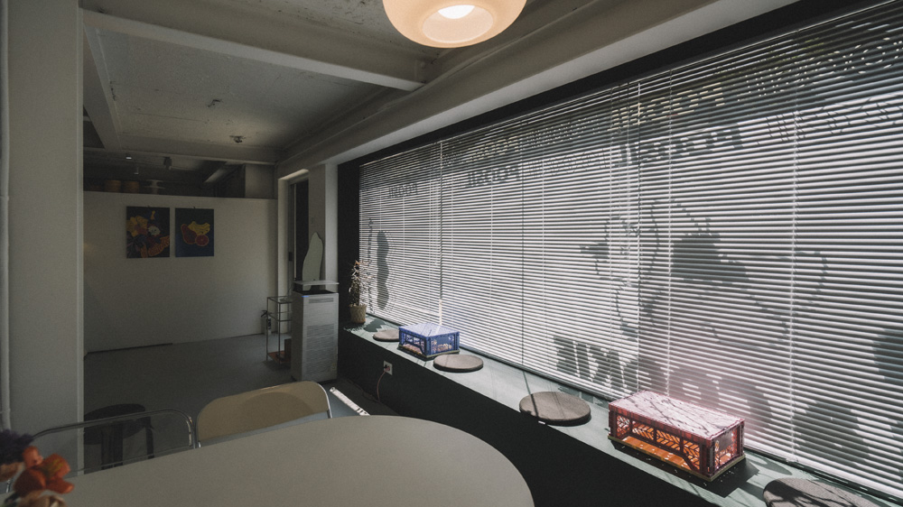 简约现代 9 坪蛋糕店 打造黑白色调氛围-10