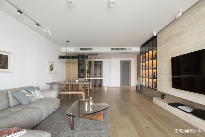 初夏绿城水晶蓝湾台式大平层-13