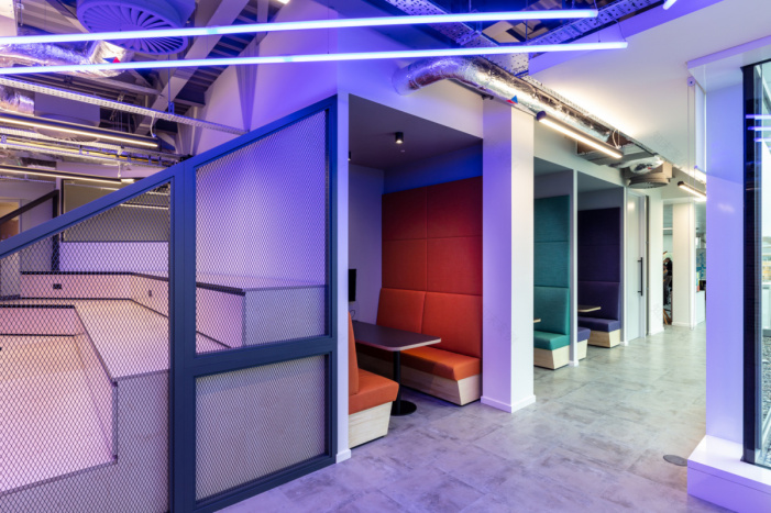 游戏巨头 Wargaming 英国总部,创造力和家庭文化完美融合-16