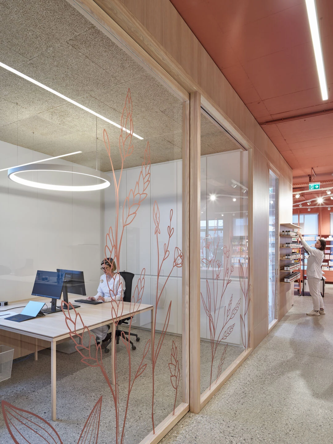 弗洛雷斯药房丨Austria丨Bogenfeld Architektur ZT GmbH-14