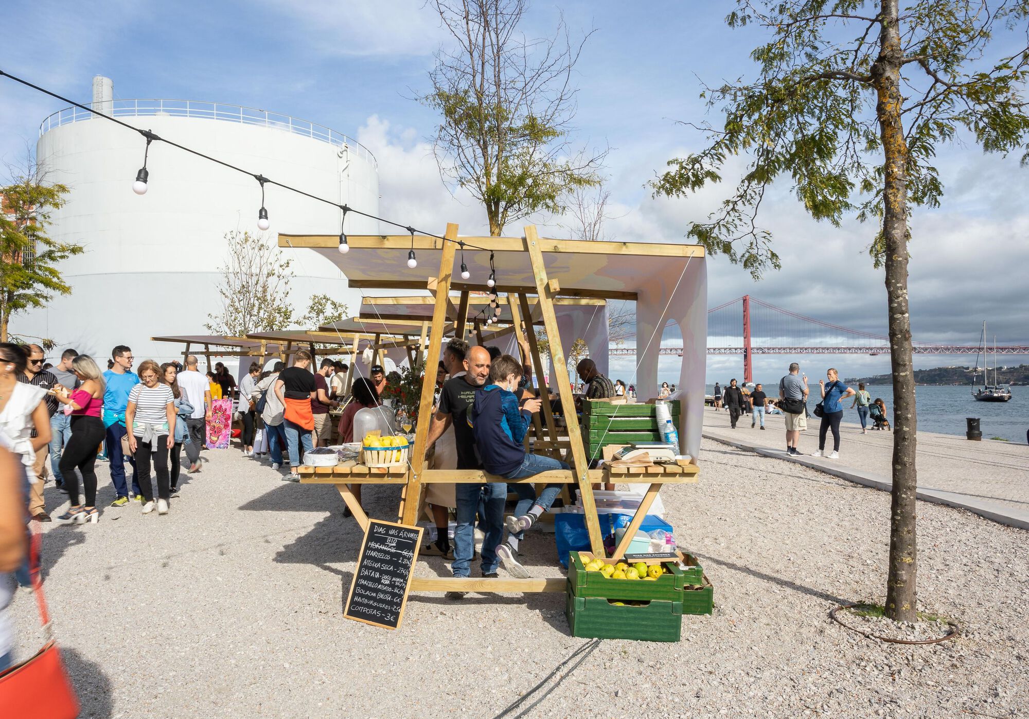 马特临时市场丨葡萄牙里斯本丨FURO-17