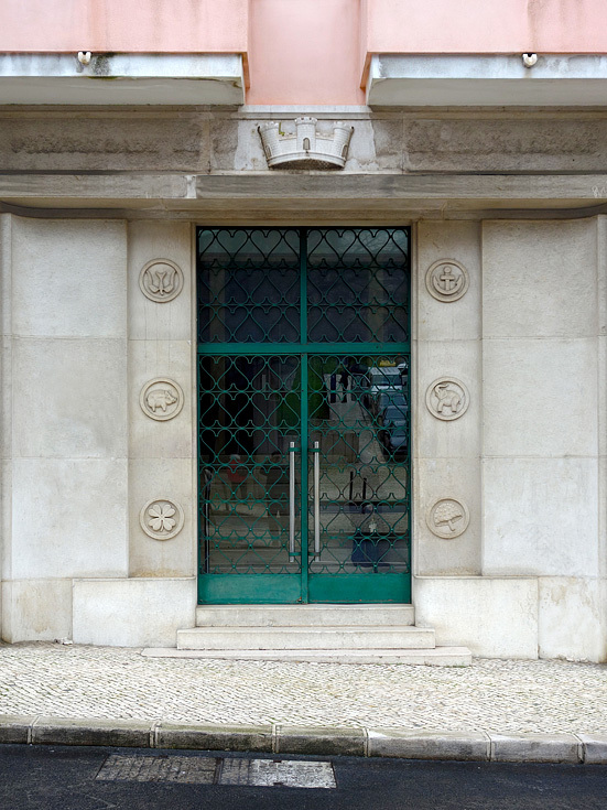 C6 – 门户(依据一般常见语境的意译,因为portals可指门户网站、通道、门户区域等,若这里有特定领域含义,需根据实际情况精准翻译 ) 丨Aurora Arquitectos-12