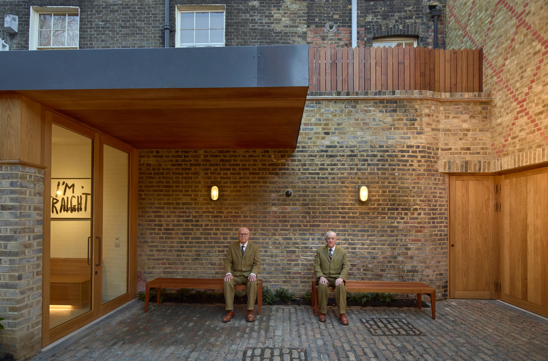 吉尔伯特与乔治中心丨英国伦敦丨SIRS Architects-0