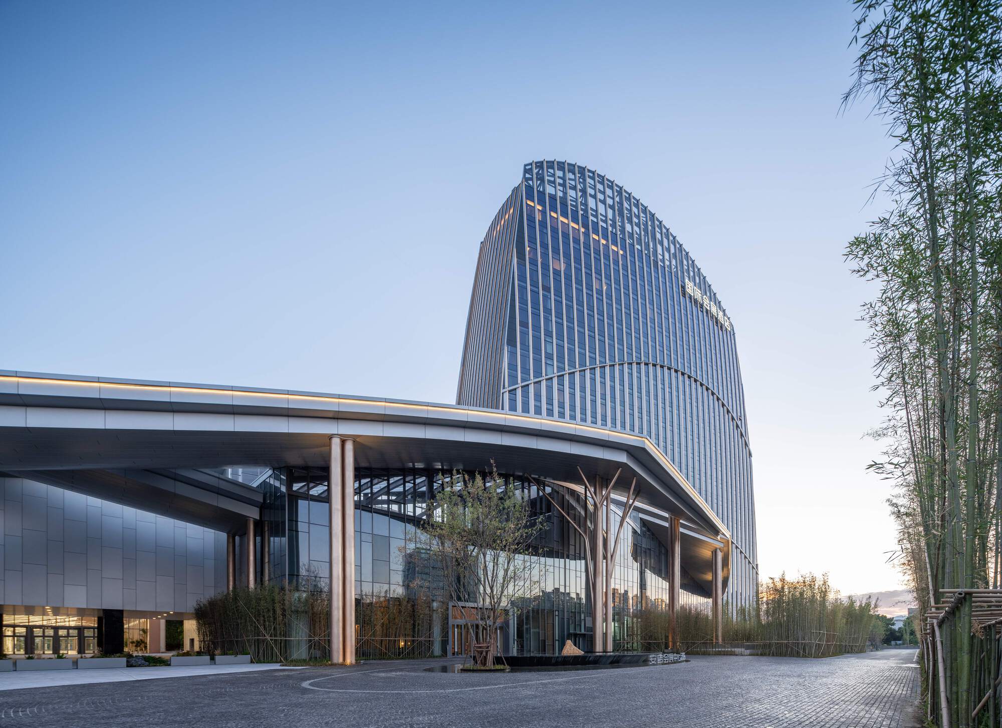 Anji International Convention and Exhibition Center / FRI + Tus-Design-38