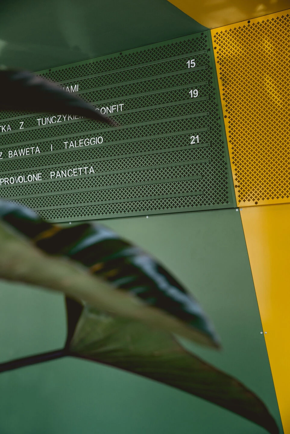 波兰 Wrocław 独特餐饮空间设计-43