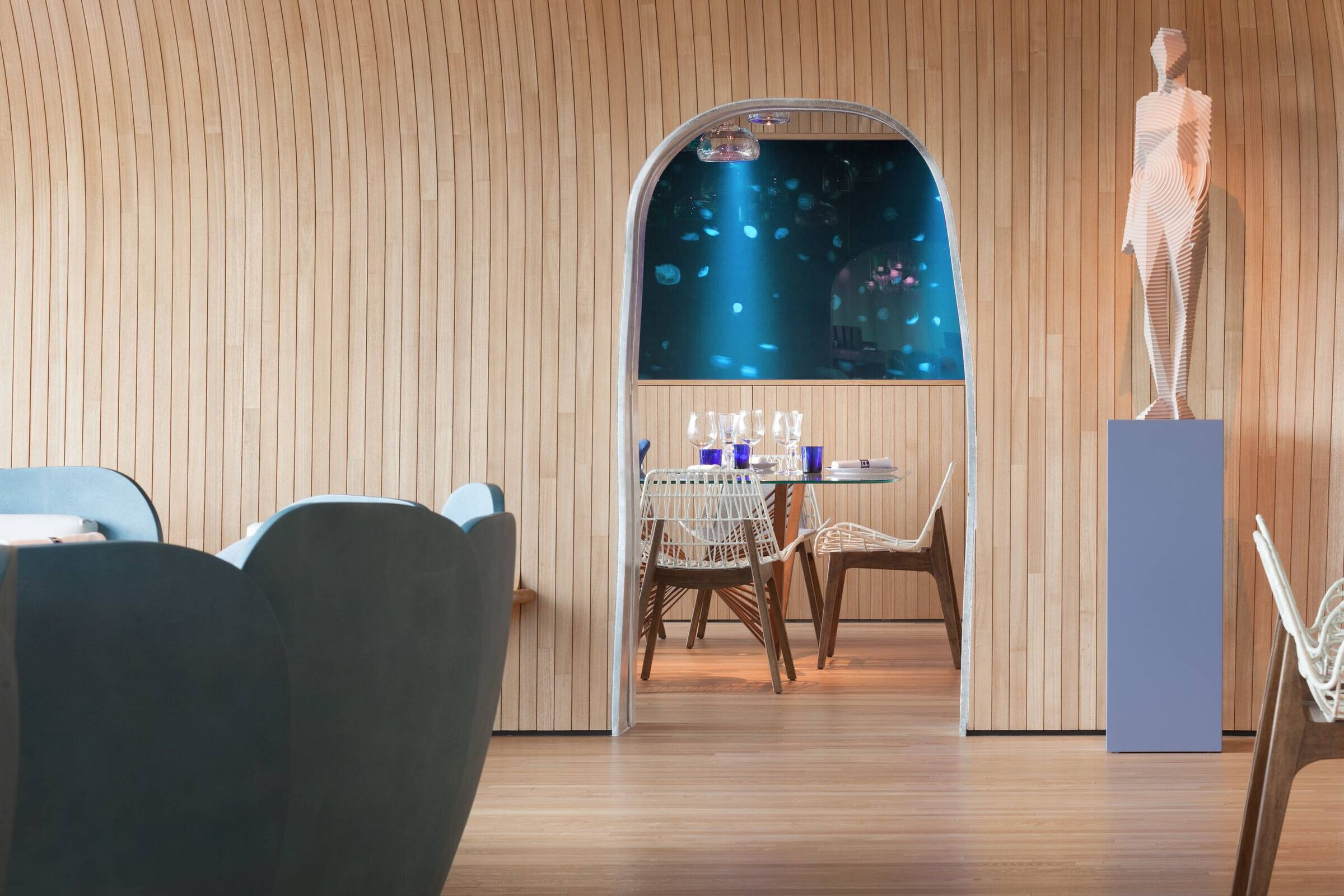 香港海洋餐厅 · 沉浸式海洋主题设计丨中国香港丨A Work of Substance-29