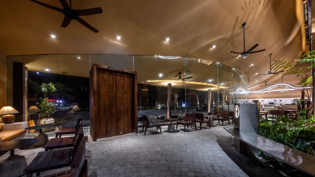 300 m²越南咖啡厅,Phe La Da Nang茶馆-32