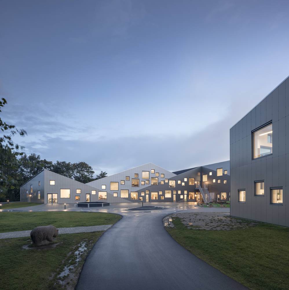 丹麦 Skovbakke 小学 | 木质温馨,绿色环保的教育空间-41