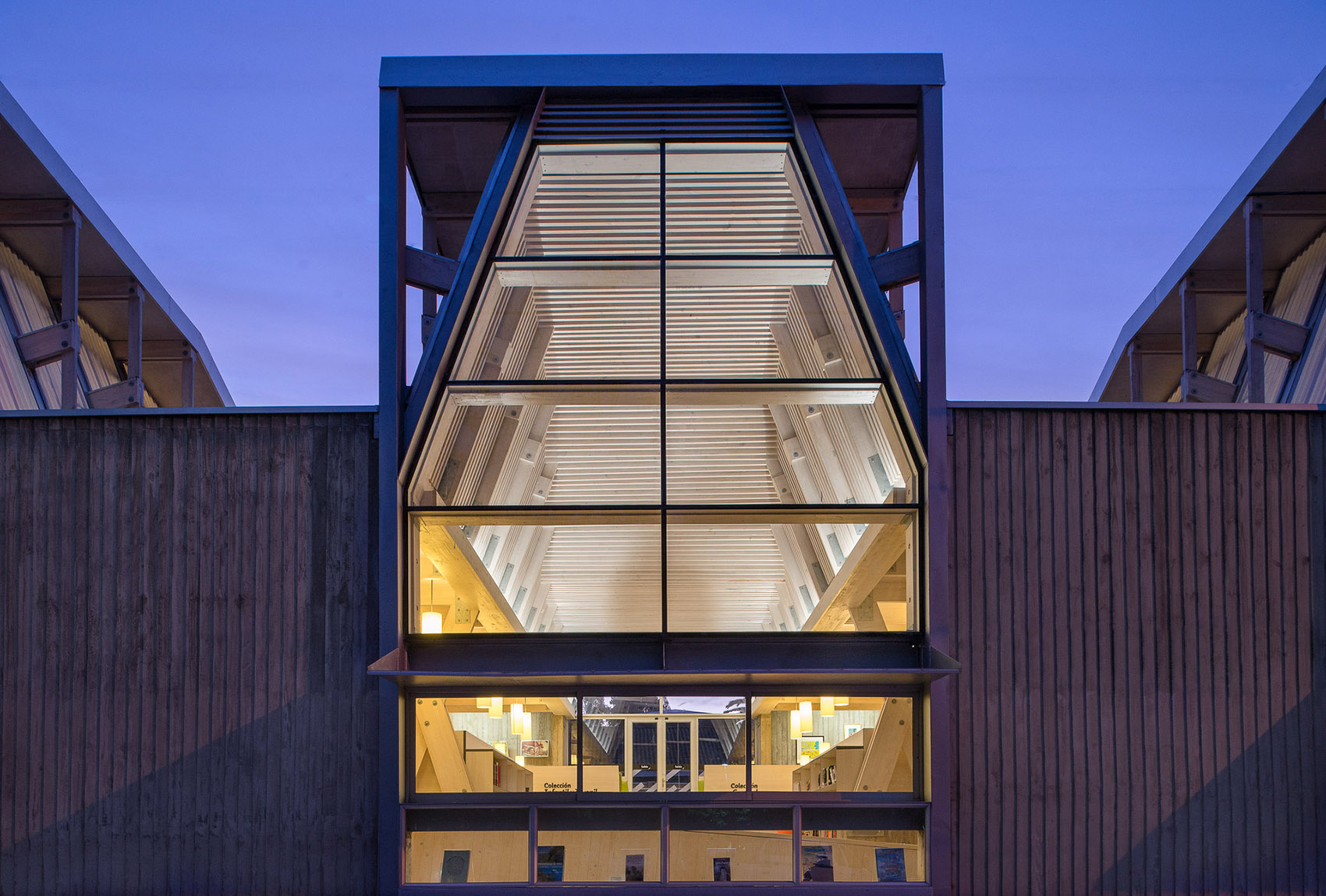 木结构图书馆,智利 / Sebastian Irarrázaval Arquitecto-59