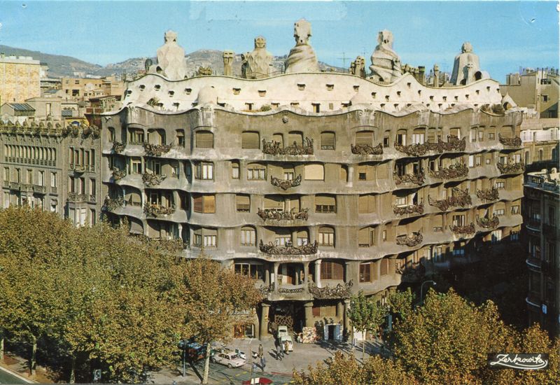 Casa Milà（米拉之家,又名“采石场”）丨西班牙巴塞罗那丨Antoni Gaudí i Cornet（安东尼·高迪）等-12