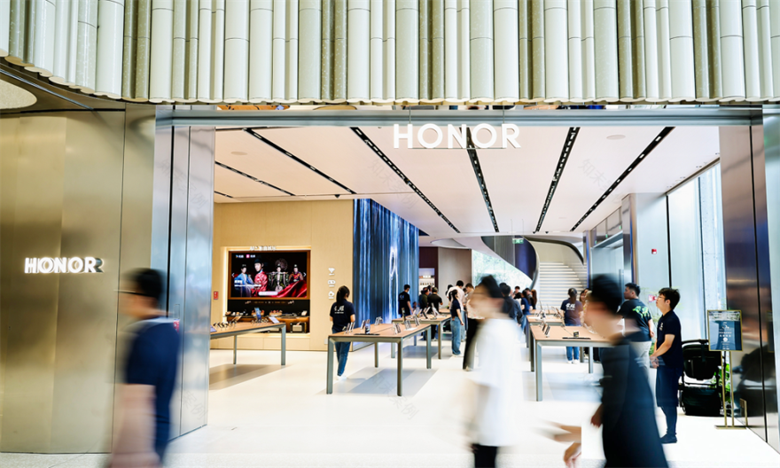 荣耀深圳湾万象城全球旗舰店丨中国深圳丨HONOR Retail Design Studio,万社设计-72