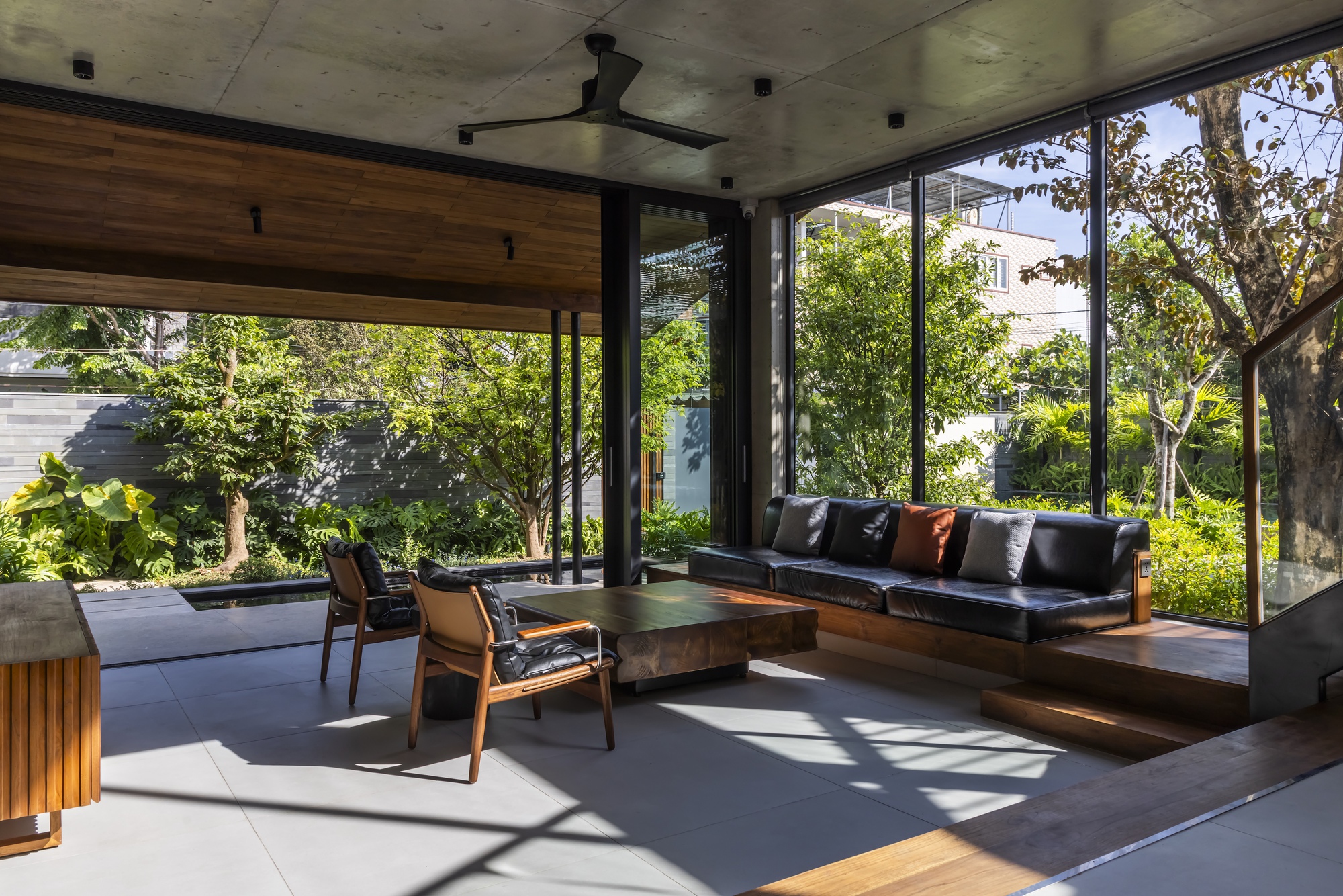 别墅庭院丨越南丨AN NAM Architecture-14