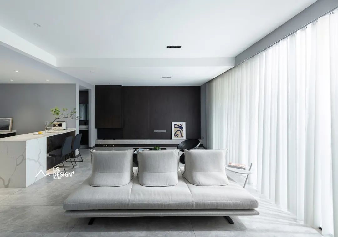 繁忙高管的灰色调现代极简之家-18