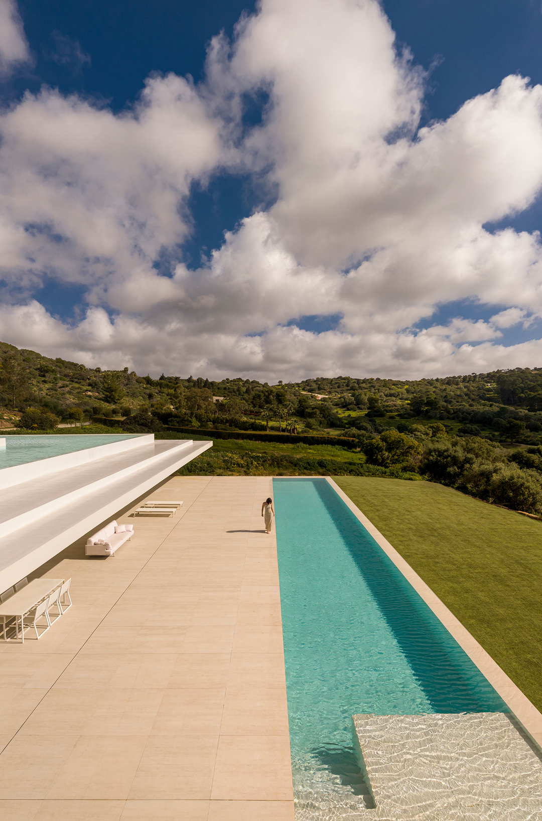 SOTOGRANDE 房屋丨Fran Silvestre Arquitectos-25