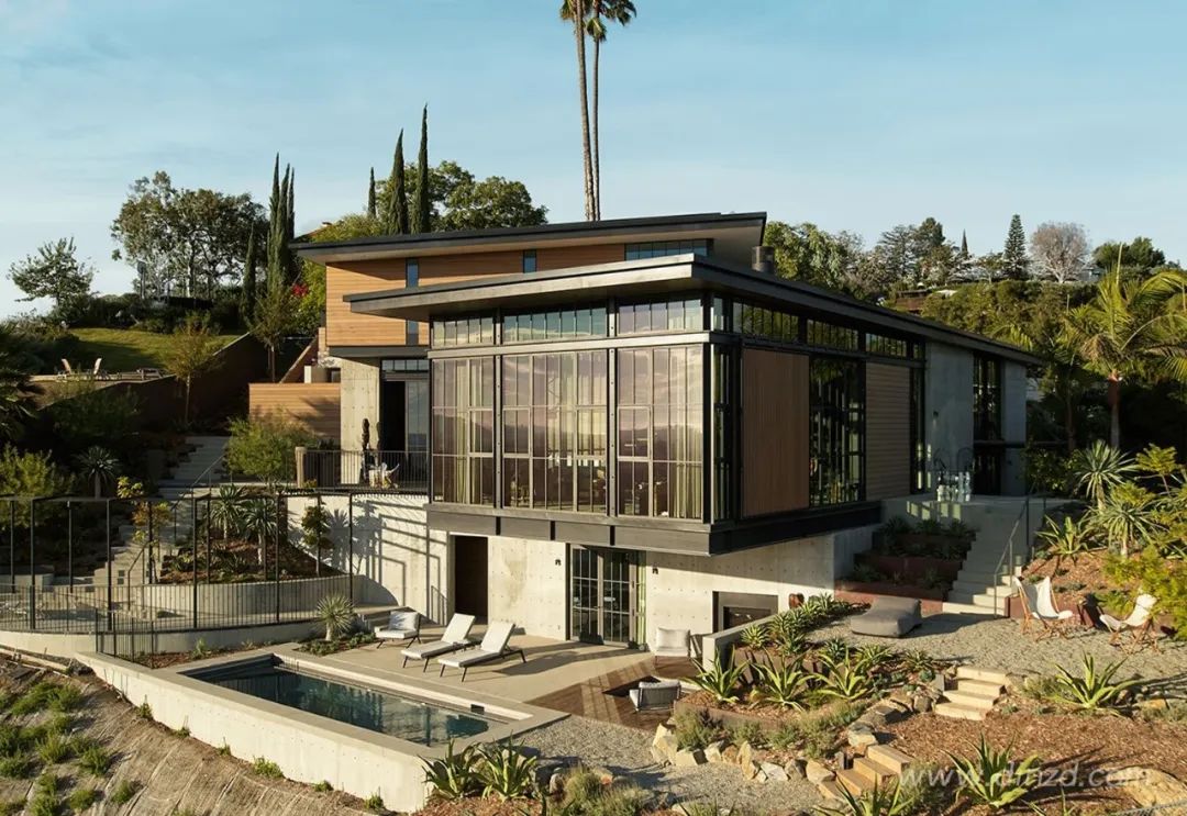 洛杉矶山巅的中世纪城堡与现代生活交融-3