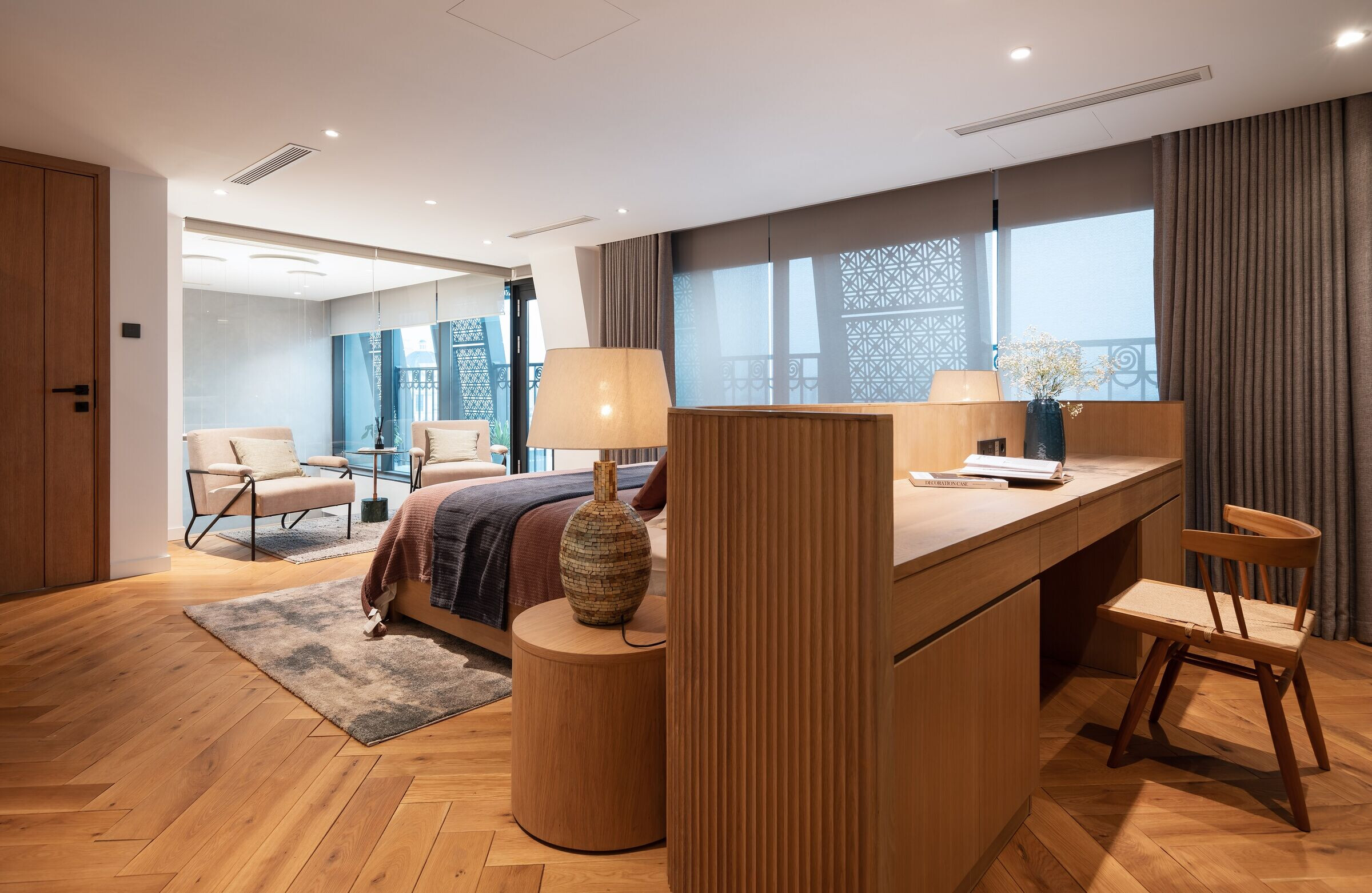 越南河内工业风顶层公寓设计丨VietDECOR-45