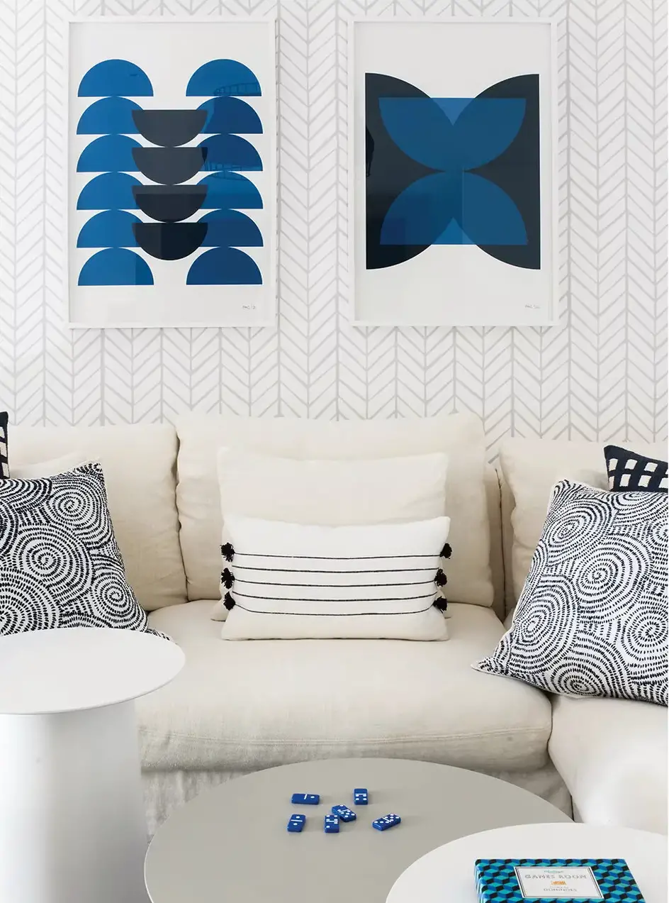 乌拉圭度假公寓 | 简约灰白空间,尽享水景之美-11