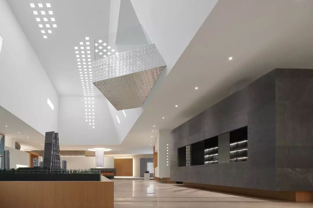 泸州酒城中心 | 千姿百态的地产销售中心设计-17