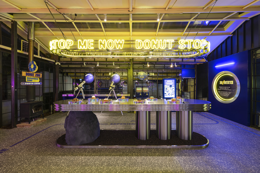 宇宙概念的 30 平米餐厅室内设计-9