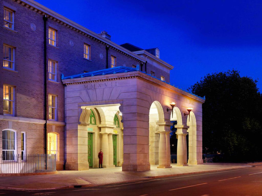 剑桥大学手臂酒店-2