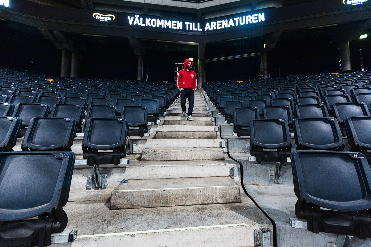 红色连帽衫系列丨瑞典丨Calle Artmark-41