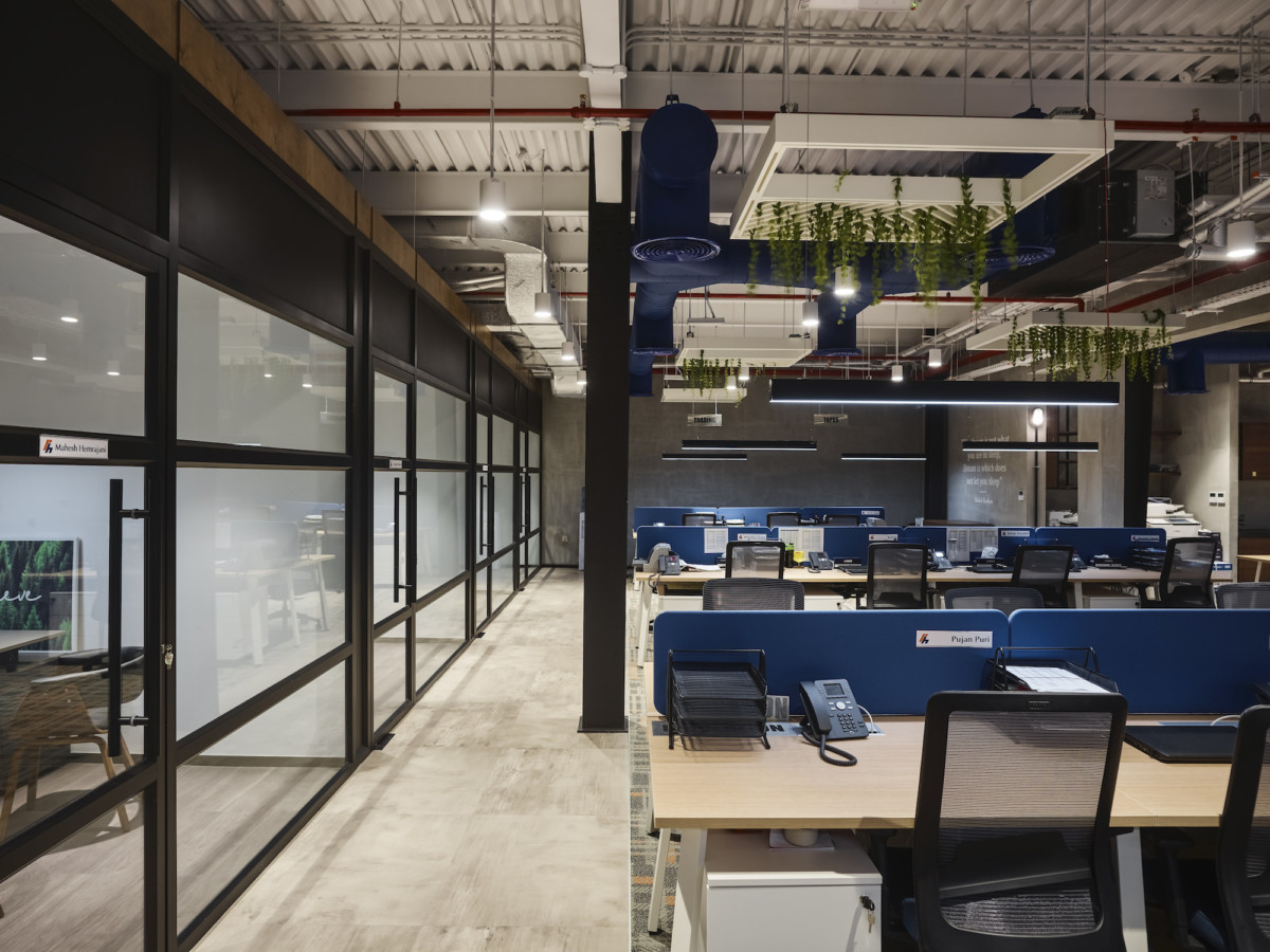 迪拜 HIRA Industries 办公室-12