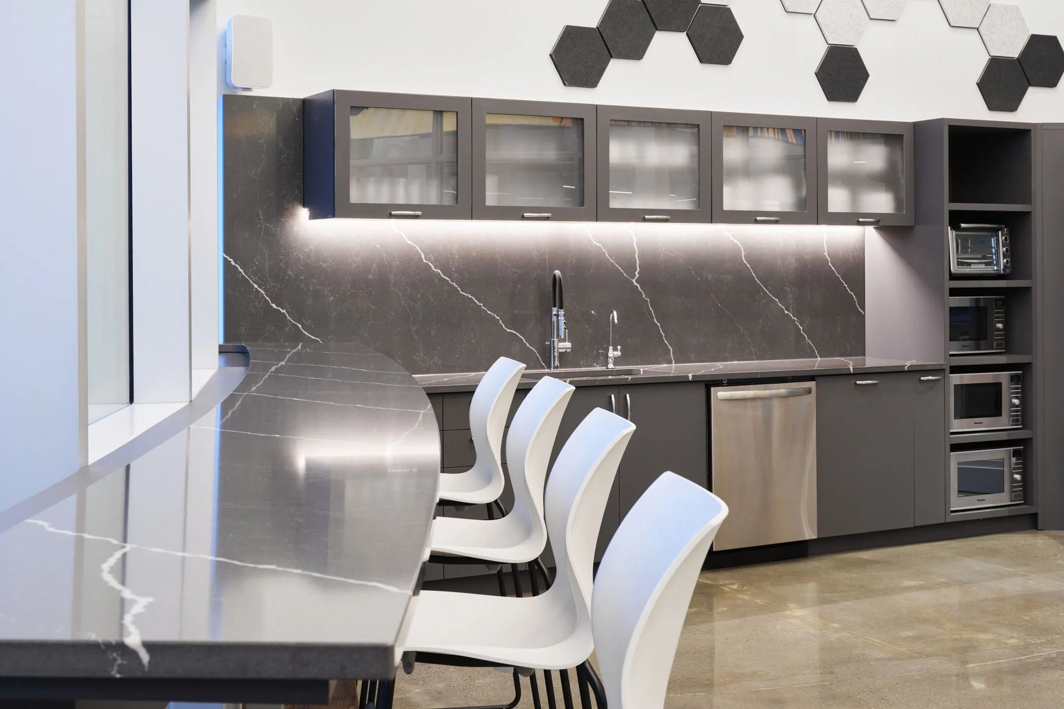 Univesta DIX30 卫星办公室丨加拿大魁北克丨INDESIGN,Conrath architete-15