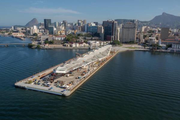 里约热内卢明日博物馆丨巴西里约热内卢丨西班牙建筑师圣地亚哥·卡拉特拉瓦-11