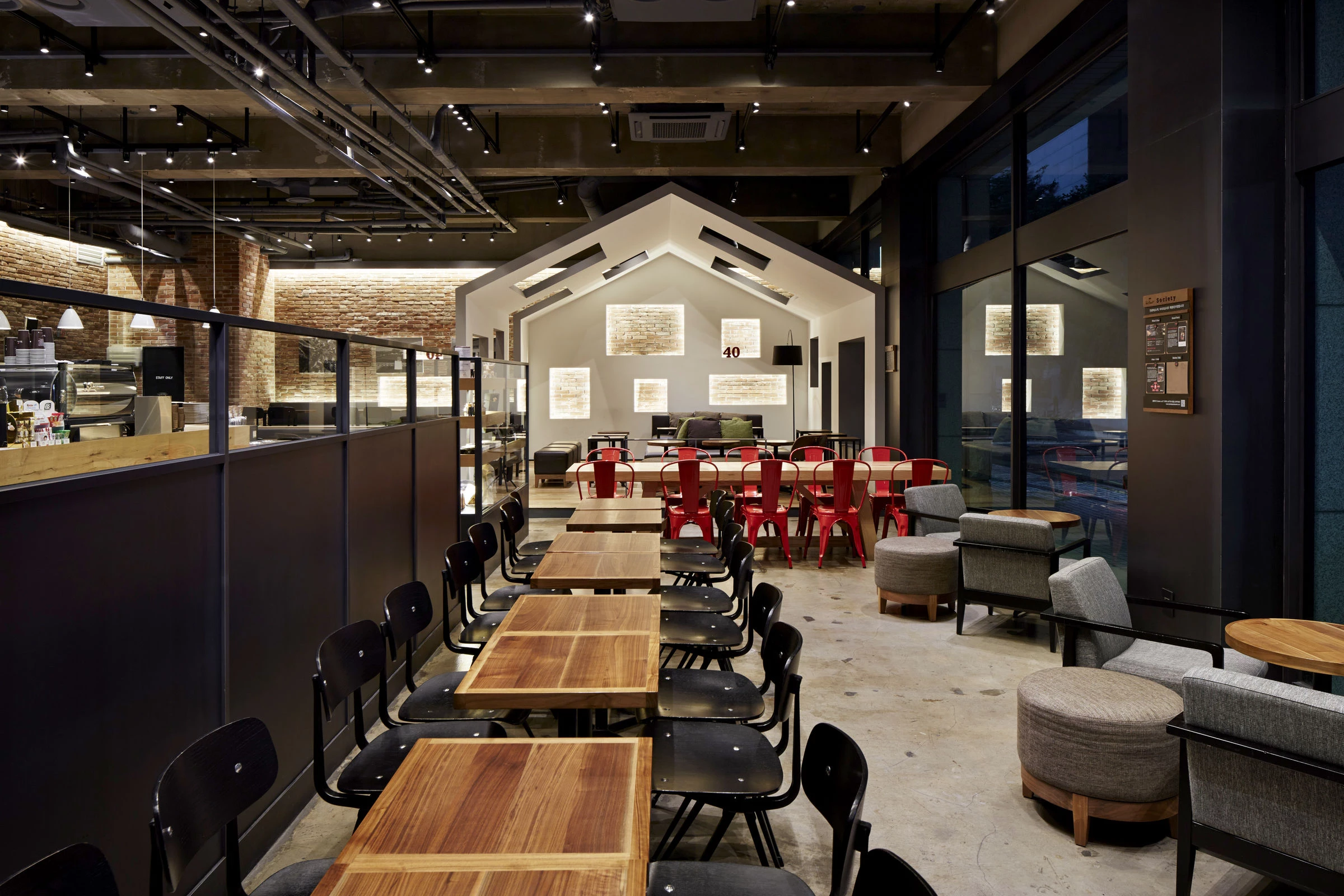 首尔高档社区里的温馨家居咖啡馆-11