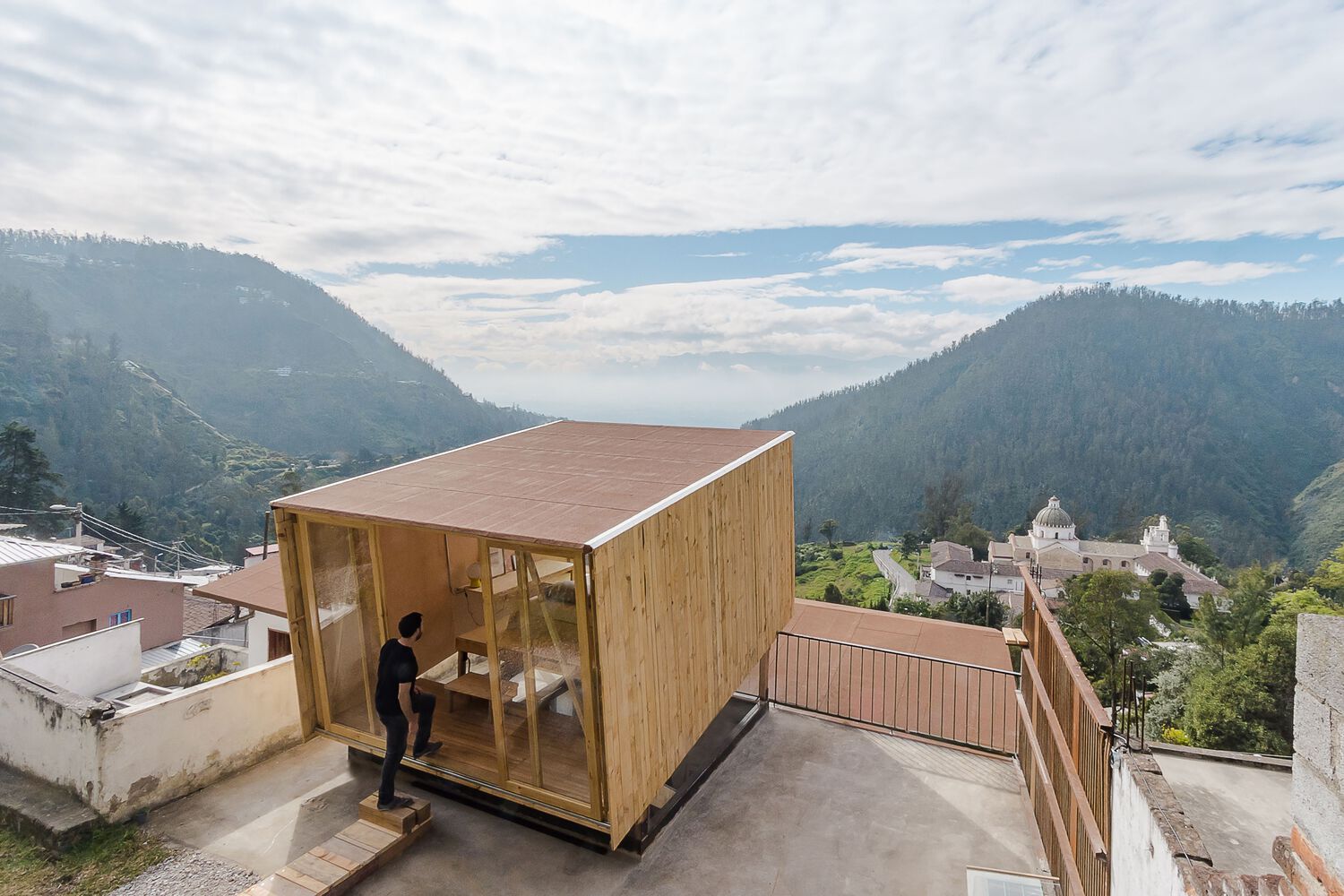 厄瓜多尔 Quito 城市更新 | Studio House Guápulo 改造设计-11