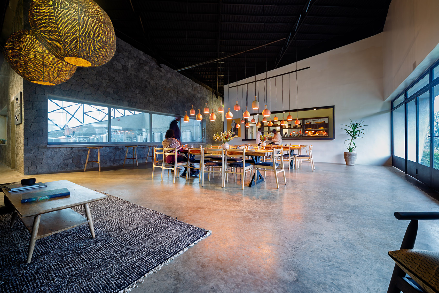 Virunga Mountain Spirits酿酒厂丨卢旺达丨BE_Design-28