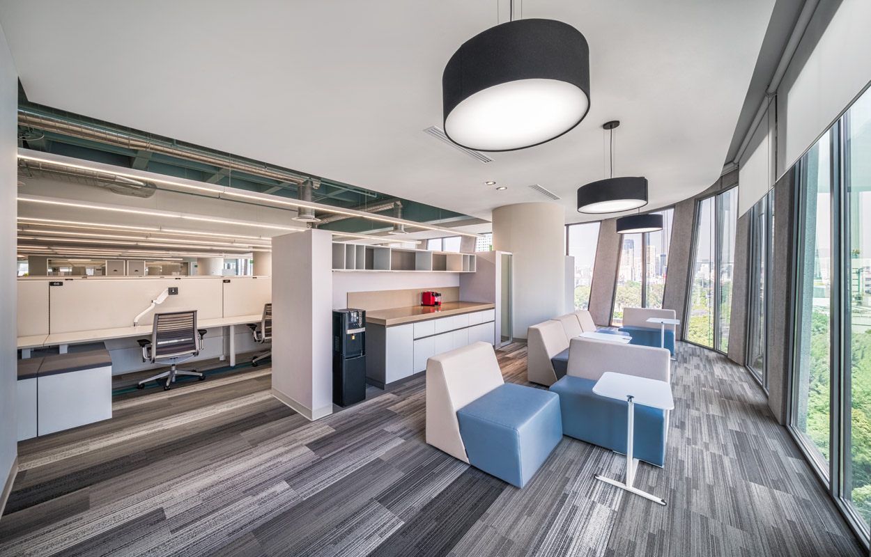 涂料巨头 Sherwin Williams 全球总部办公室设计-8