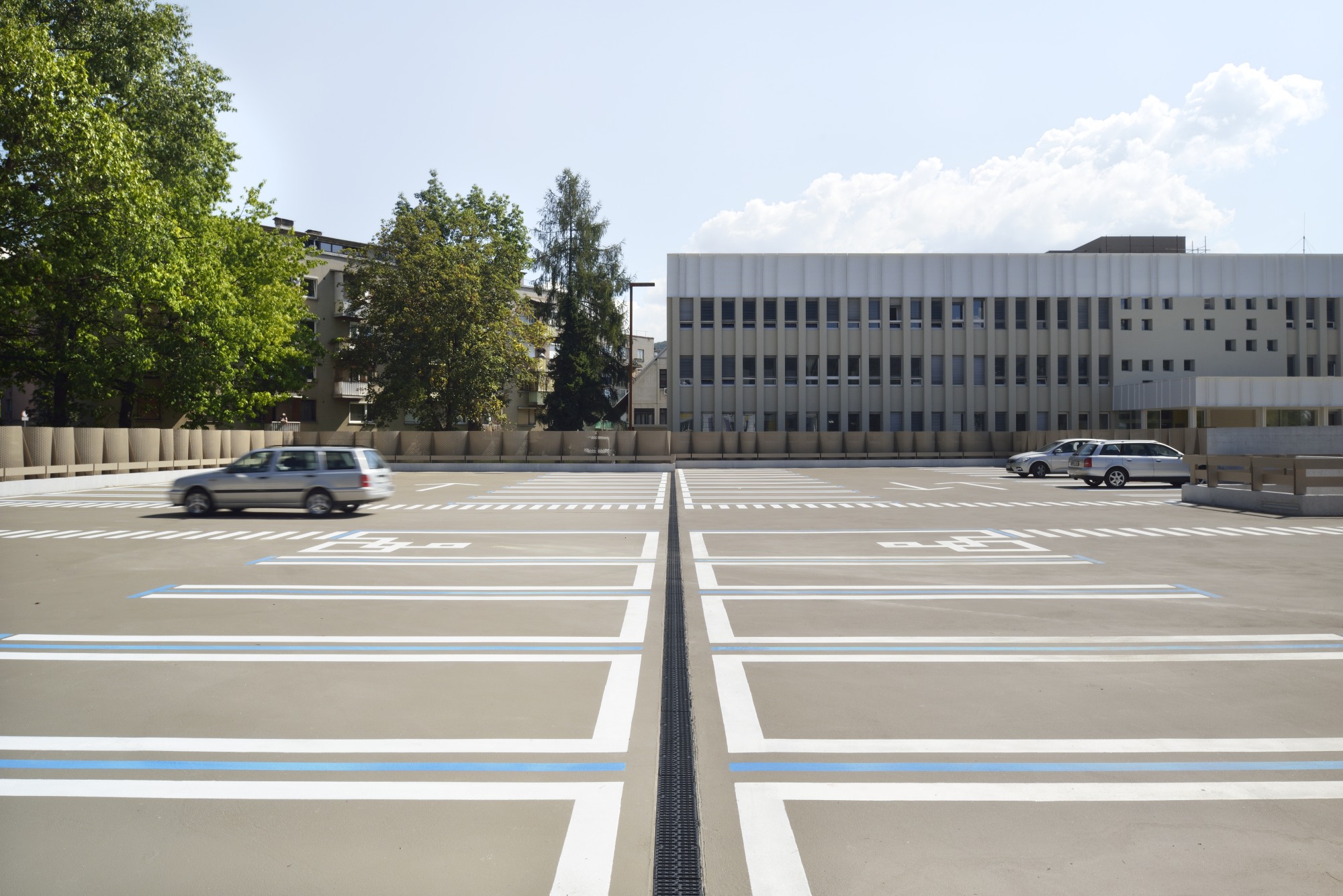 Velenje Car Park | ENOTA-37