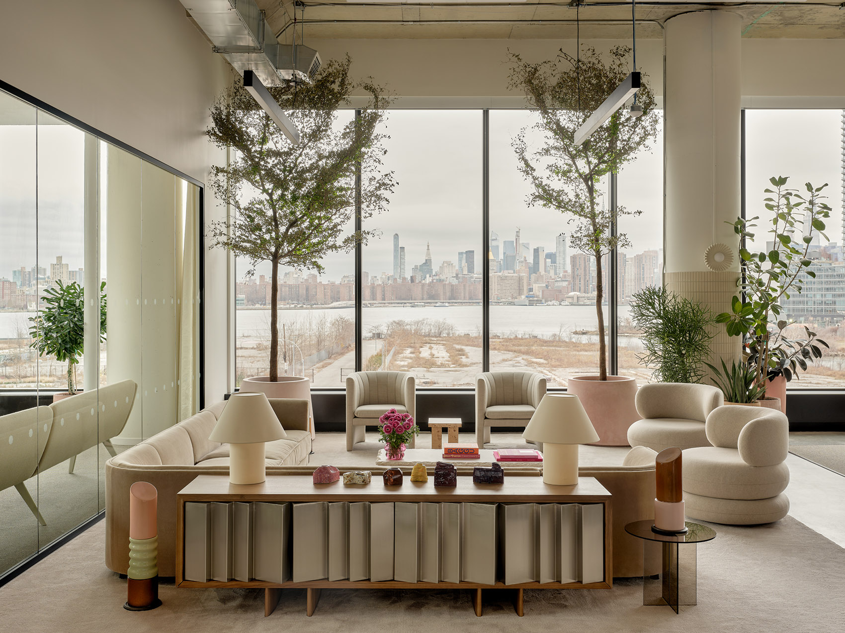 amika新总部办公丨美国纽约丨CIVILIAN-15