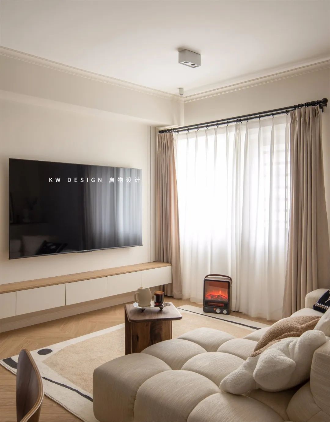 景新花园奶油轻法式住宅丨启物设计-0