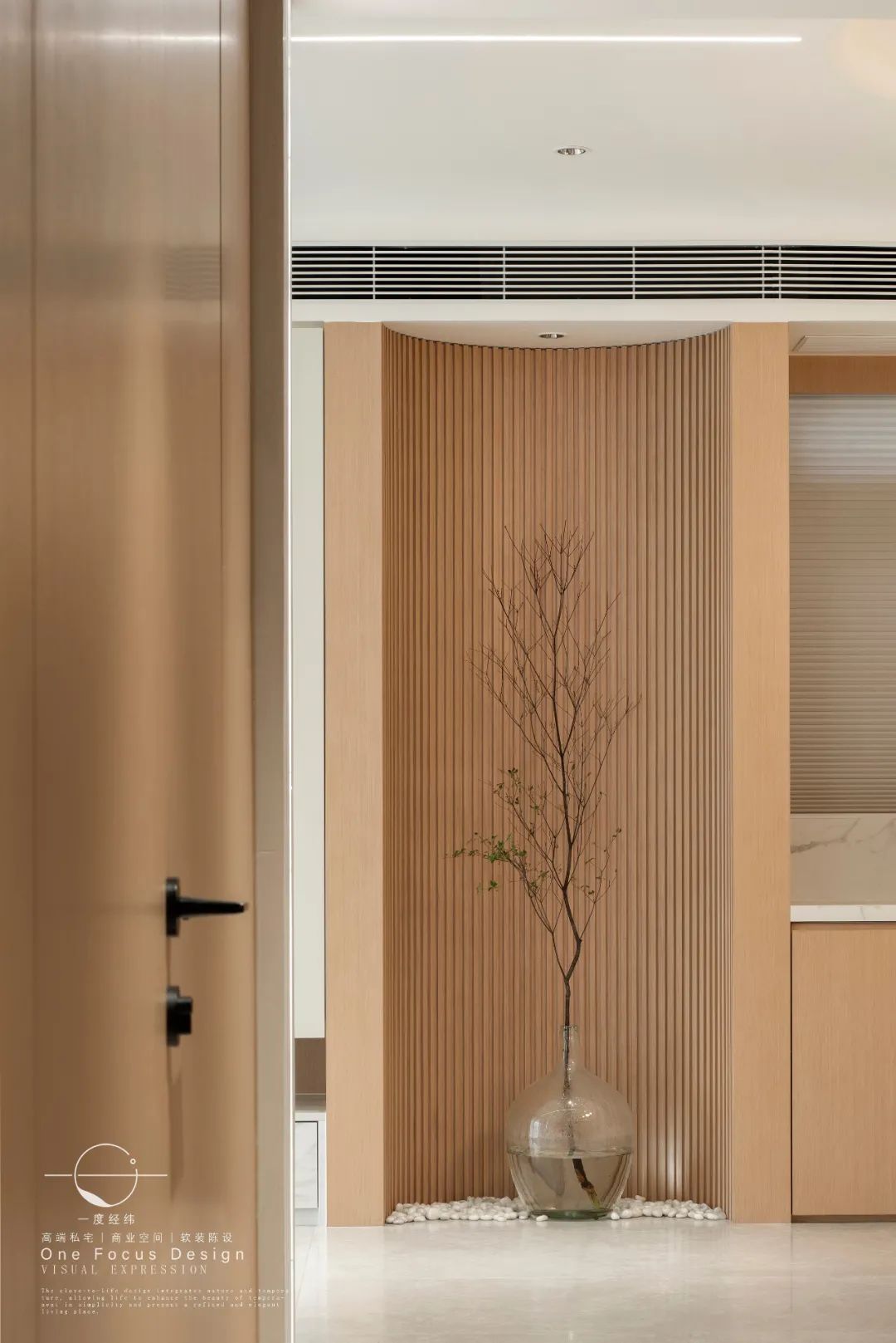 简约自然的原木生活空间设计丨中国深圳丨一度经纬-17