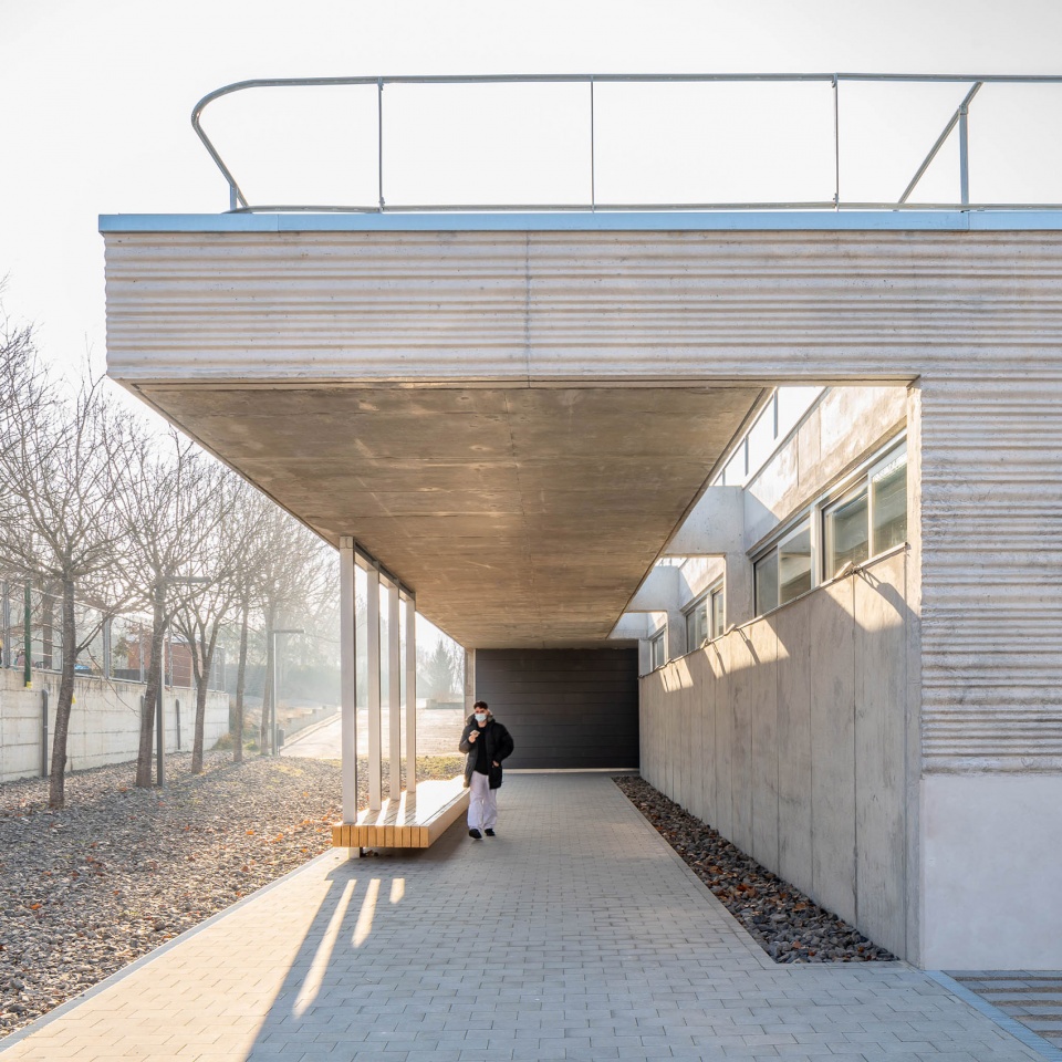 纳瓦克莱斯公共医疗中心丨西班牙丨ValorLlimós事务所-5