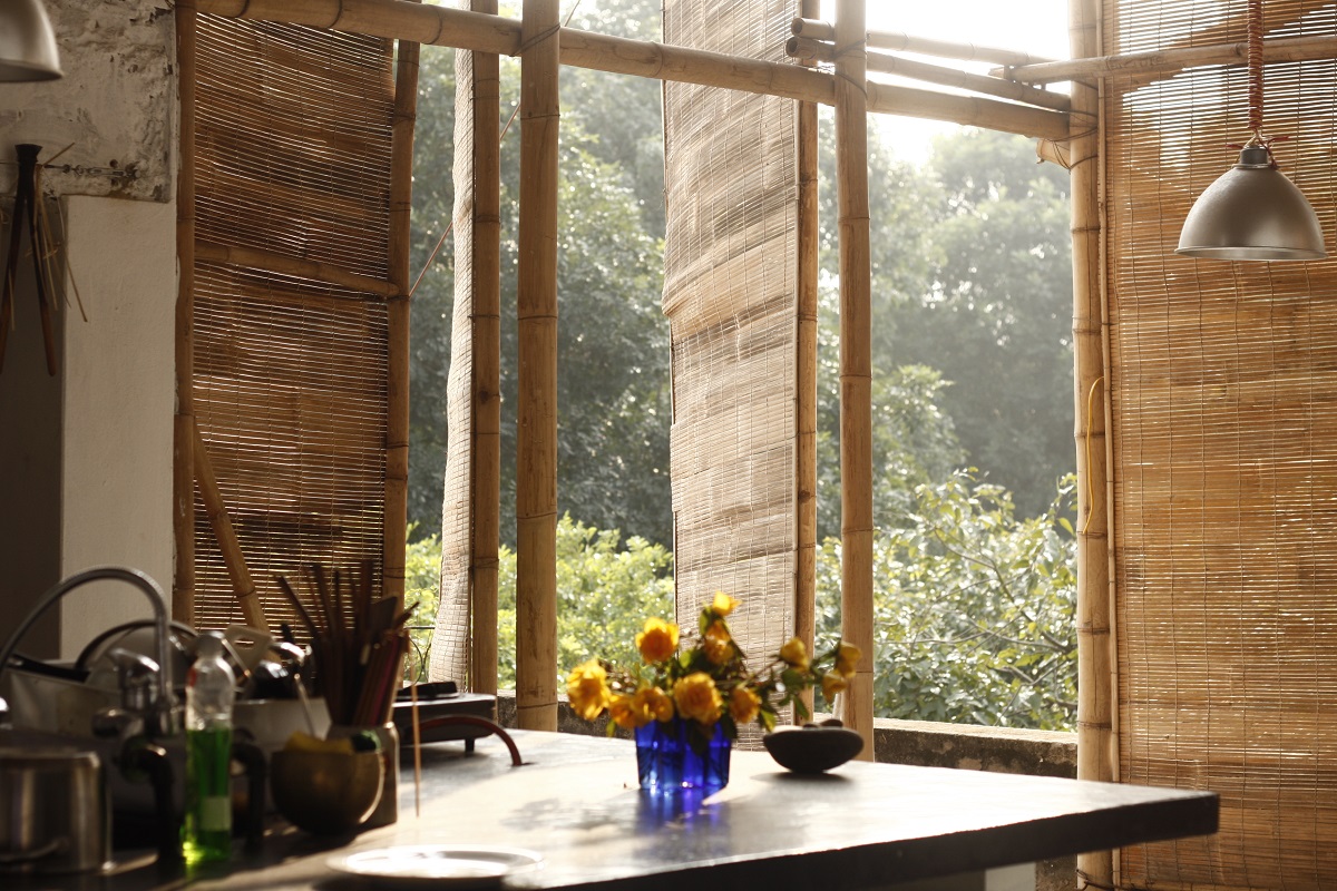 比天堂更陌生-8