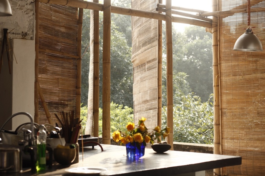 比天堂更陌生-8