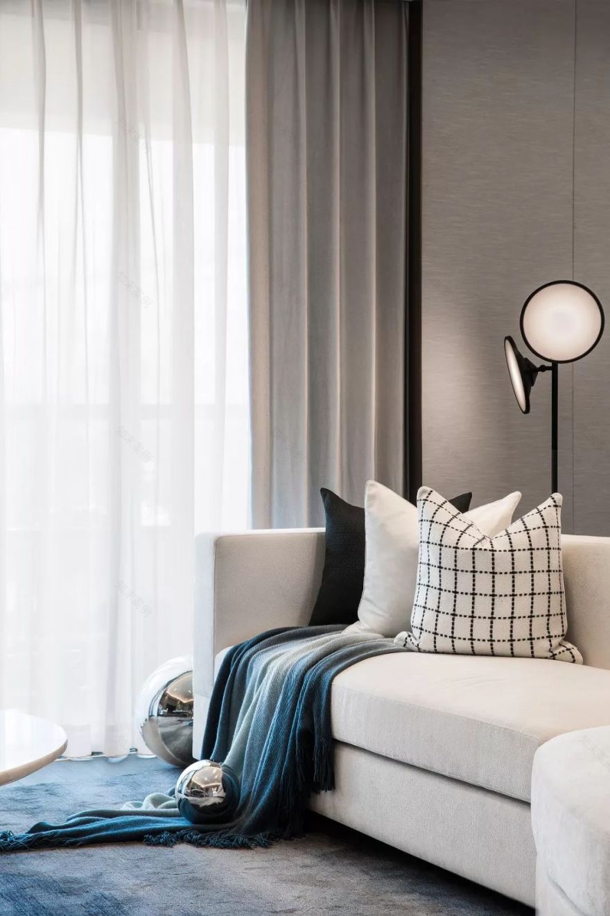 克莱因蓝,Color Visual-64